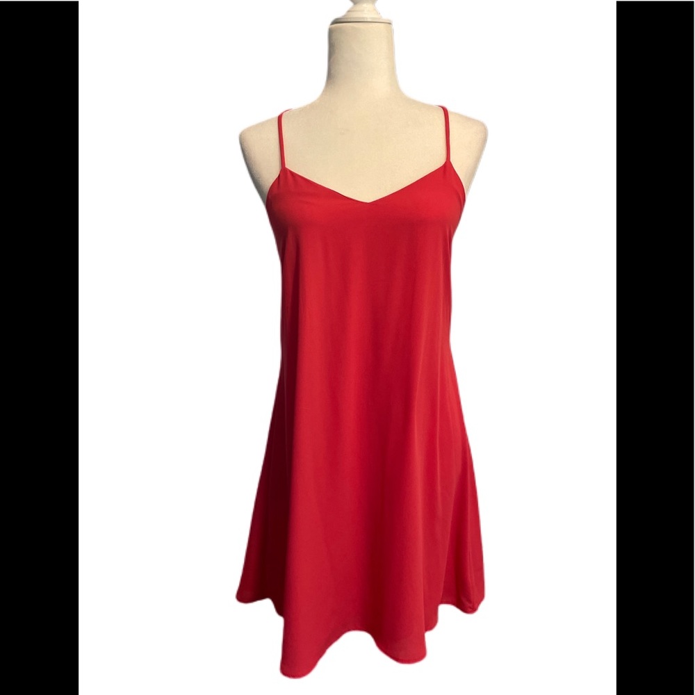 🌼 3/$18.! Moonlight red slip dress size S.
